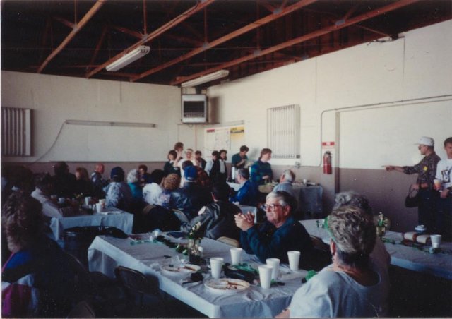 hangarparty1986.jpg